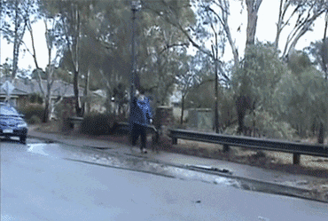 雨天開車注意事項_雨天安全出行_出行提示