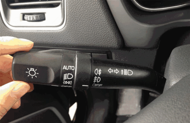 出行提示_降雪天氣開車注意事項_雪地胎使用方法